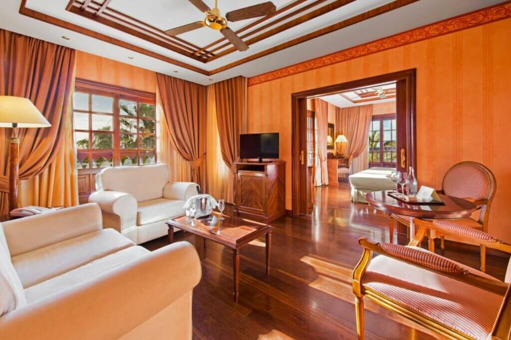 Room at the Elba Palace Golf & Vista Hotel