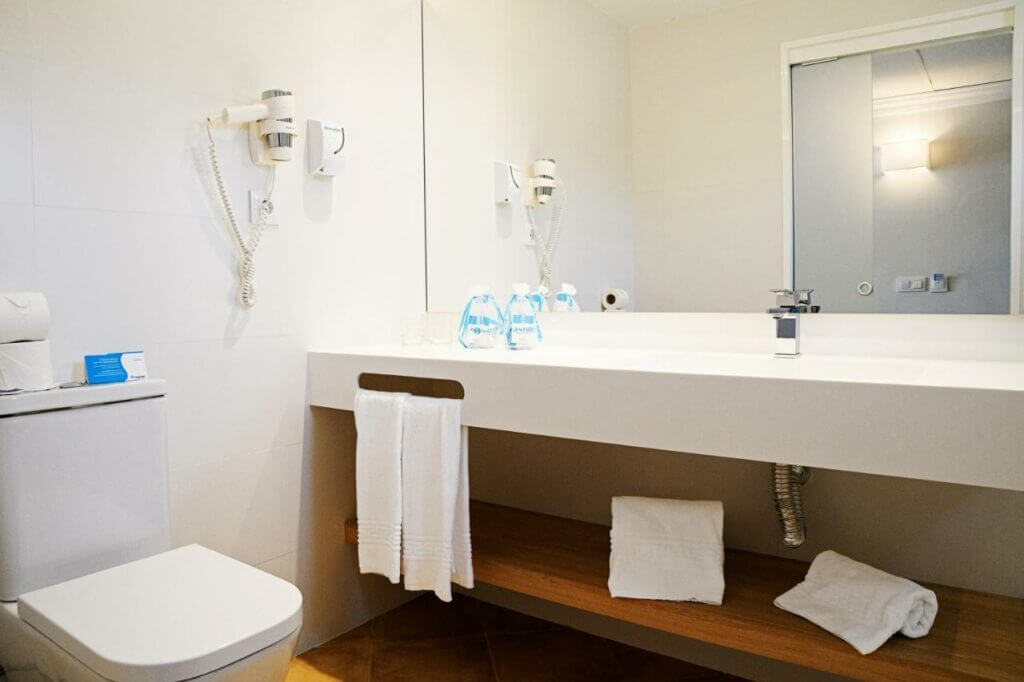 Bathroom at Hotel Buganvilla & Spa